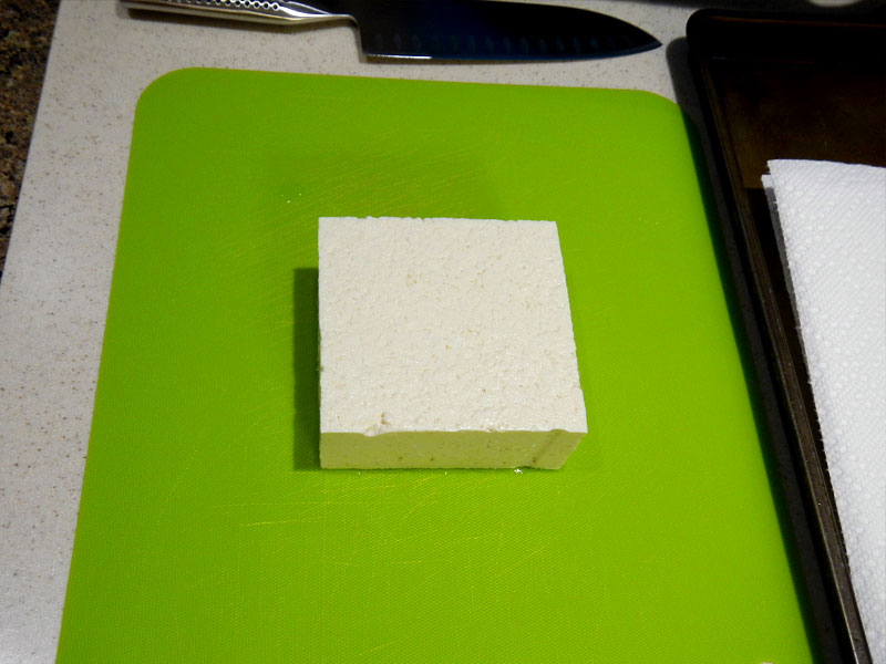 /2012/08/in-the-kitchen-tofu/images/presstofustart.jpg