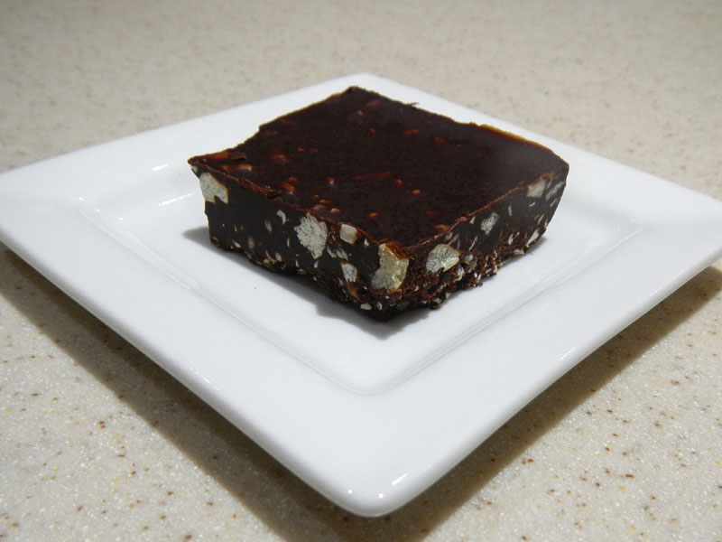 /2012/11/chocolate-bliss-squares/images/rwchocservingside.jpg