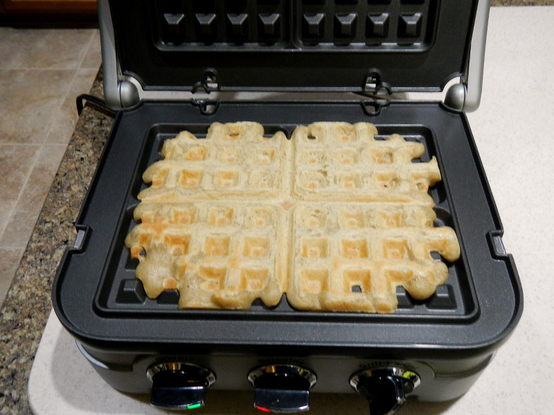 /2012/11/gluten-free-waffles/images/wafflescooked.jpg